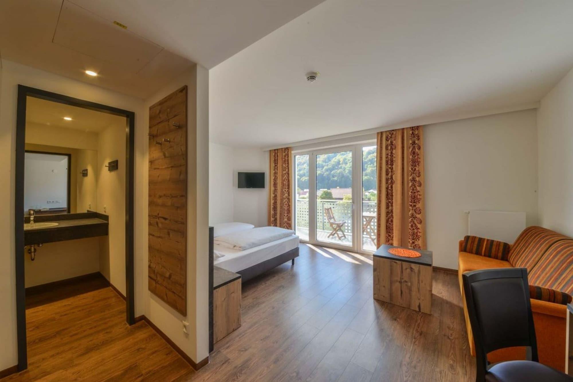Hotel Gasthof Heckl Kinding Extérieur photo