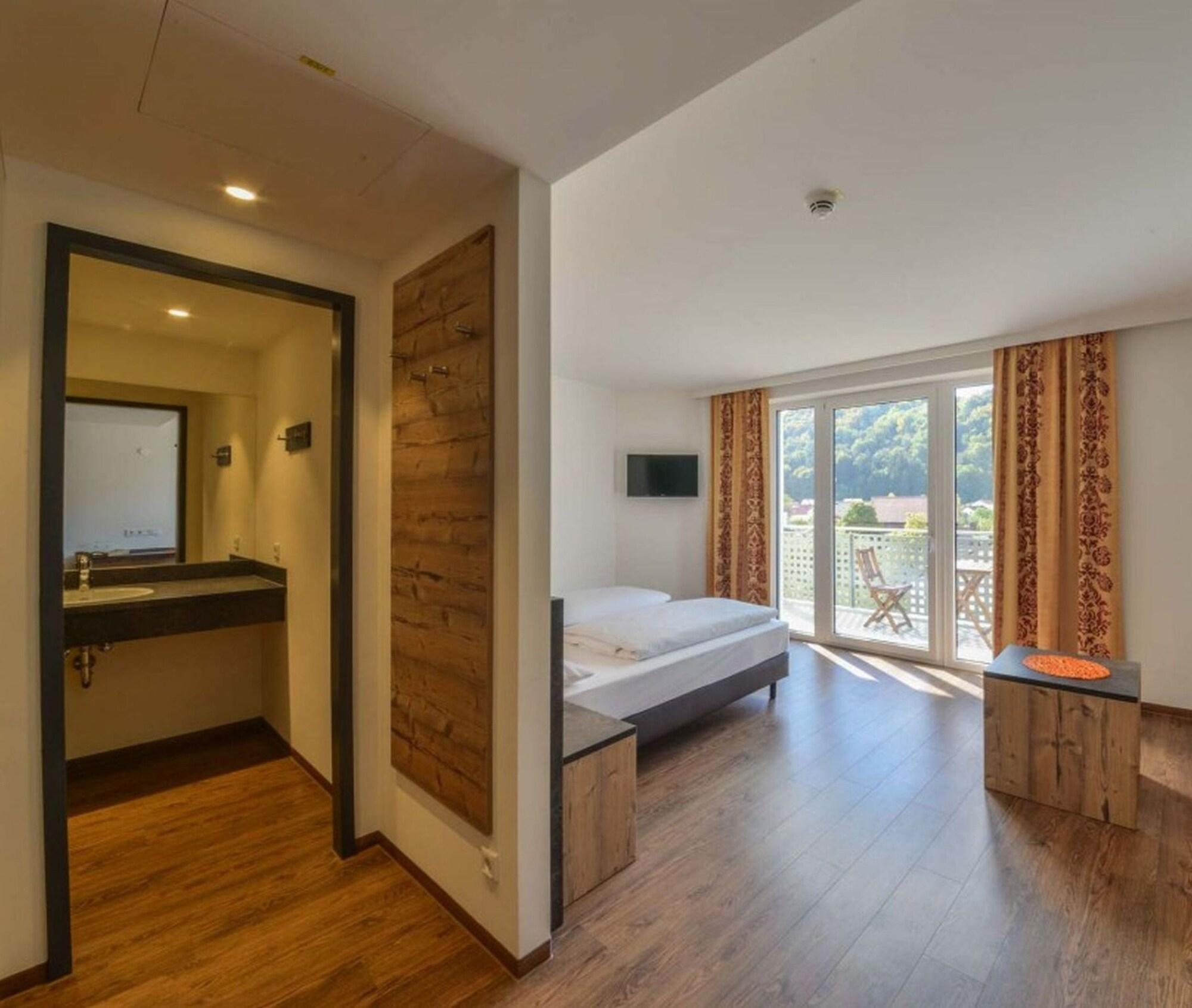 Hotel Gasthof Heckl Kinding Extérieur photo