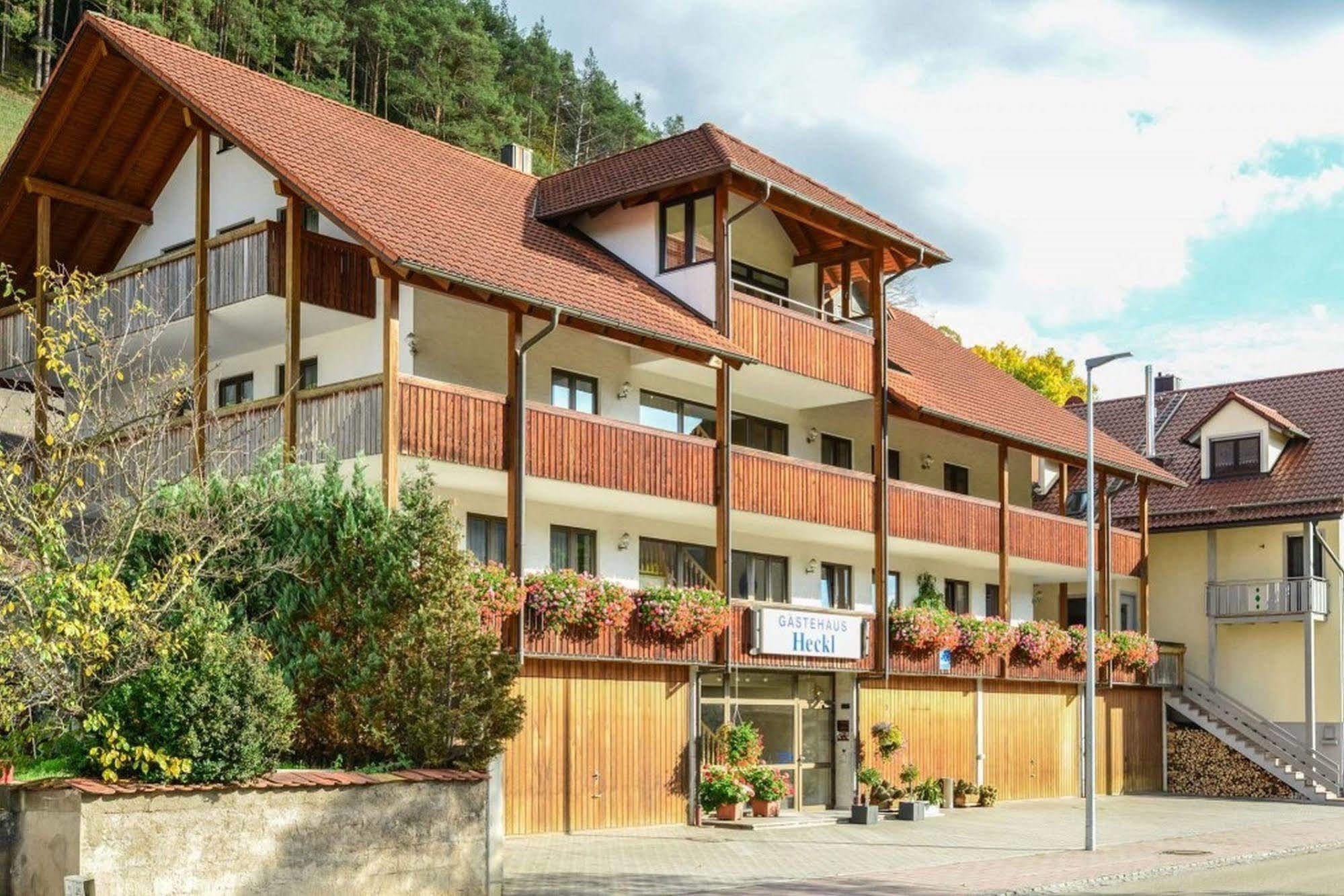 Hotel Gasthof Heckl Kinding Extérieur photo